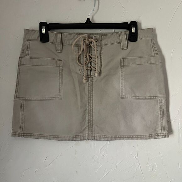 American Eagle Outfitters Dresses & Skirts - Vintage Y2K American Eagle Lace Up Mini Skirt Beige Cotton‎ Mall Goth Size 4